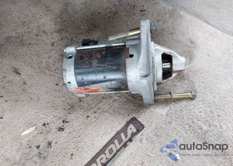 2004 Toyota Corolla Le z USA, uszkodzony, nr VIN 2T1BR32E74C316564